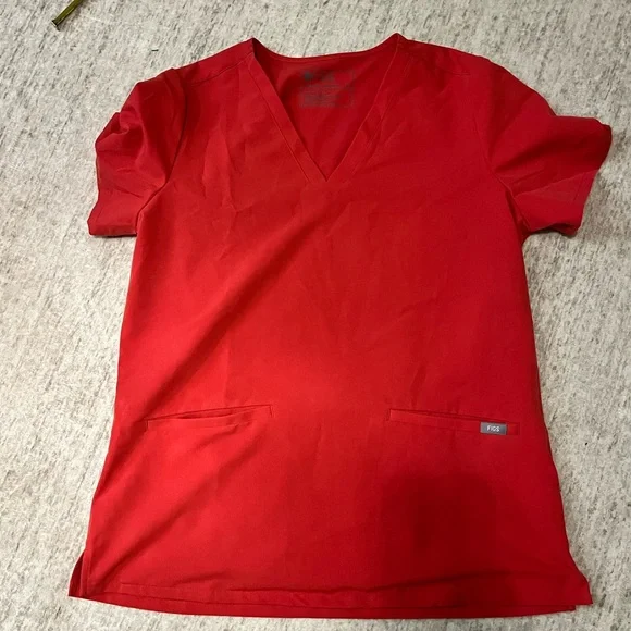 Figs Clay Colored Top M - Picture 1 of 4